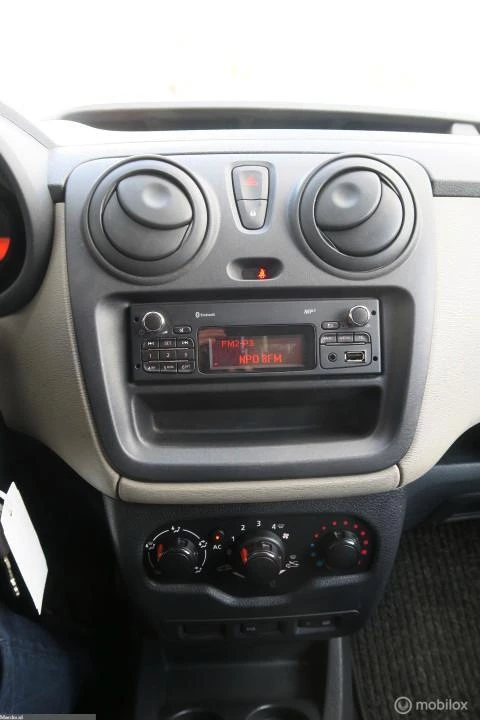 Hoofdafbeelding Dacia Dokker