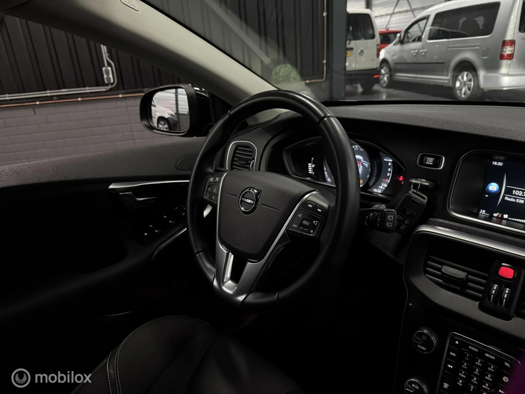 Hoofdafbeelding Volvo V40