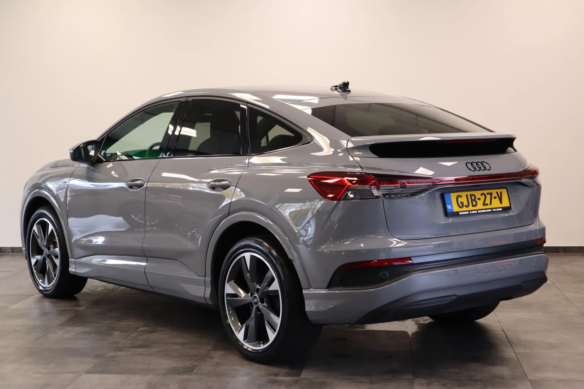 Hoofdafbeelding Audi Q4 e-tron