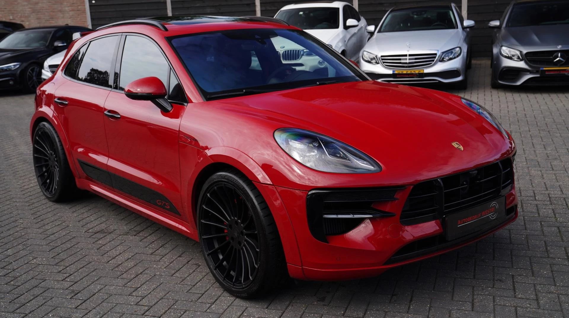 Hoofdafbeelding Porsche Macan