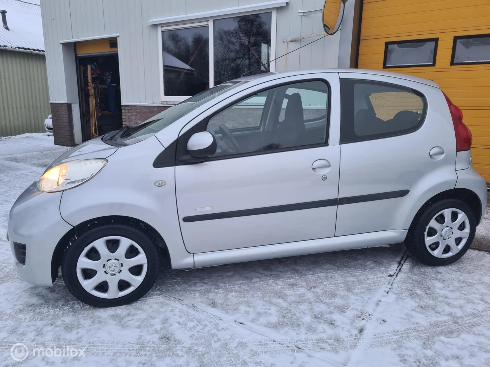 Hoofdafbeelding Peugeot 107