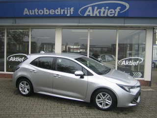 Hoofdafbeelding Toyota Corolla Toyota Corolla 1.8 Hybrid Dynamic Navi Business Pack