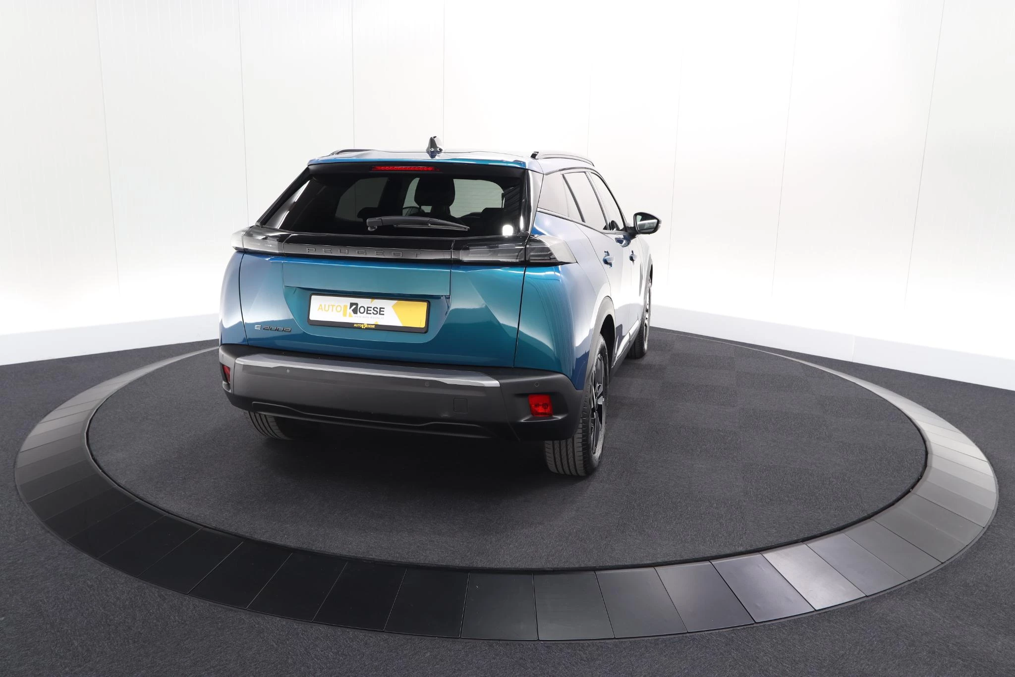 Hoofdafbeelding Peugeot e-2008