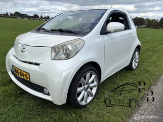 Hoofdafbeelding Toyota iQ Toyota iQ 1.0 VVTi Aspiration  AIRCO ZEER ZUINIG