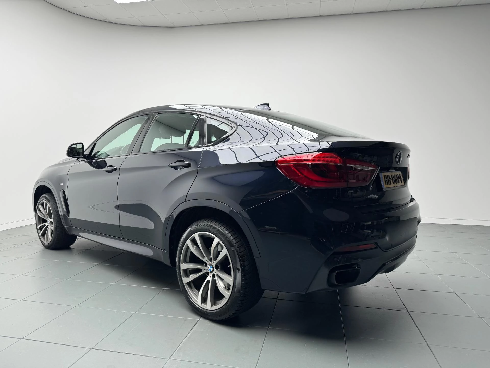 Hoofdafbeelding BMW X6