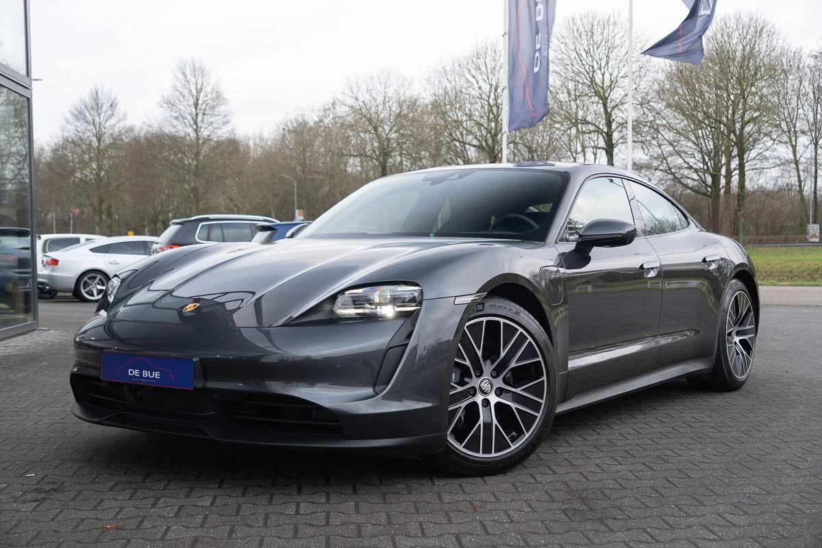 Hoofdafbeelding Porsche Taycan