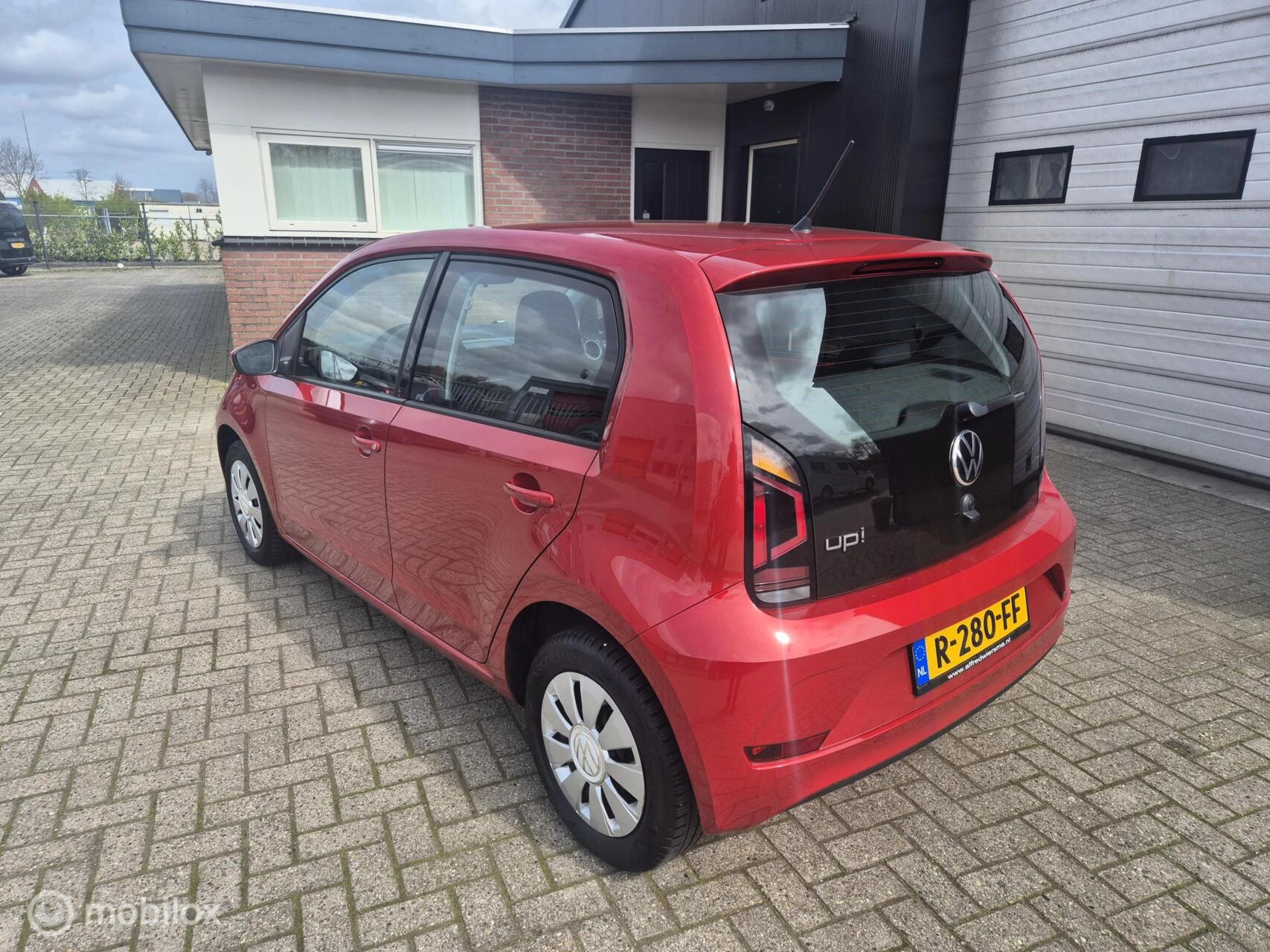 Hoofdafbeelding Volkswagen up!