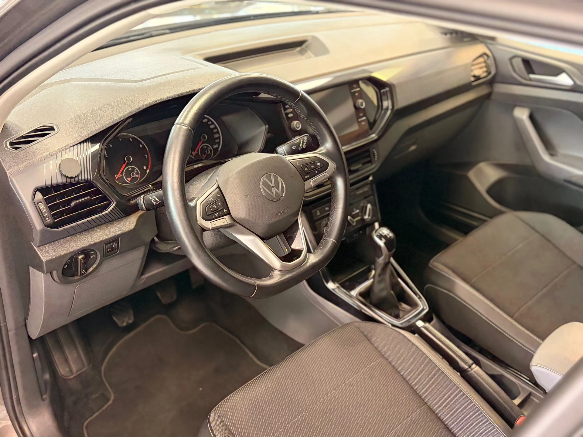 Hoofdafbeelding Volkswagen T-Cross