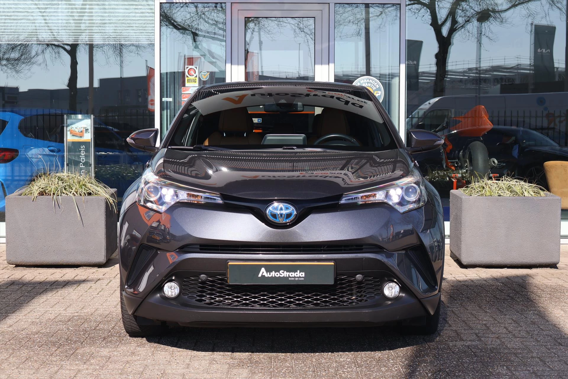 Hoofdafbeelding Toyota C-HR