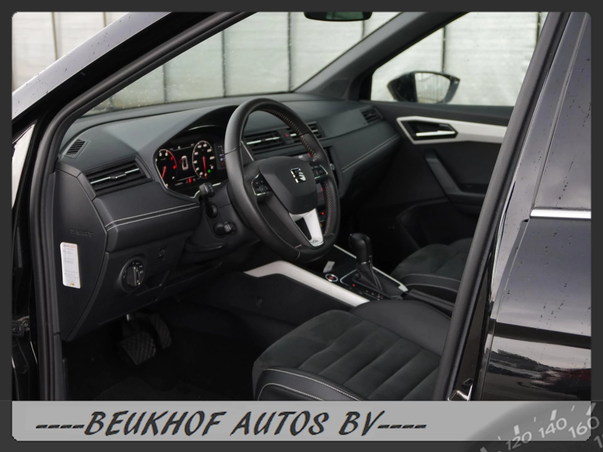 Hoofdafbeelding SEAT Arona