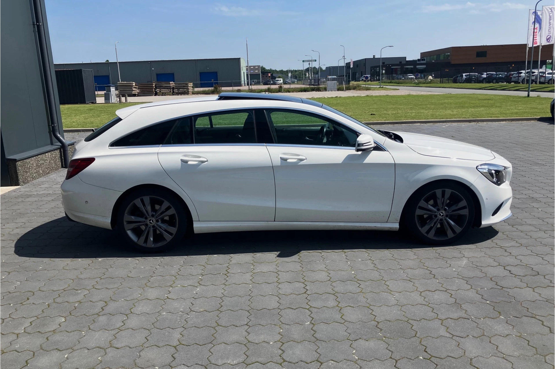 Hoofdafbeelding Mercedes-Benz CLA