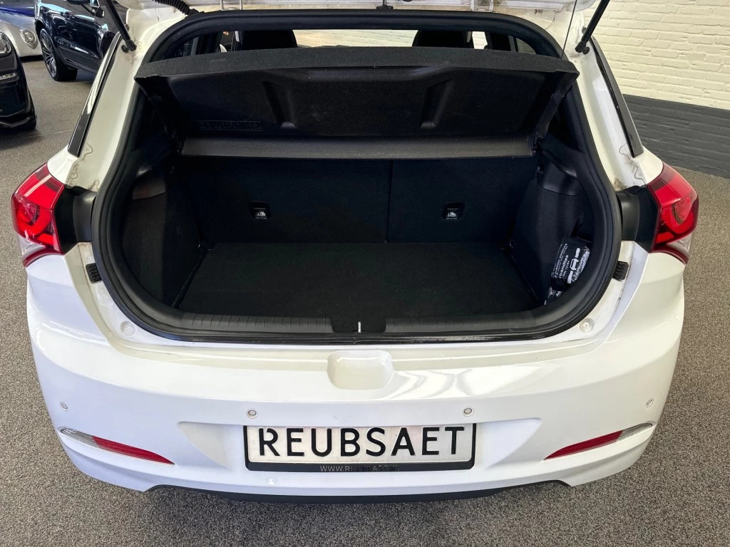 Hoofdafbeelding Hyundai i20