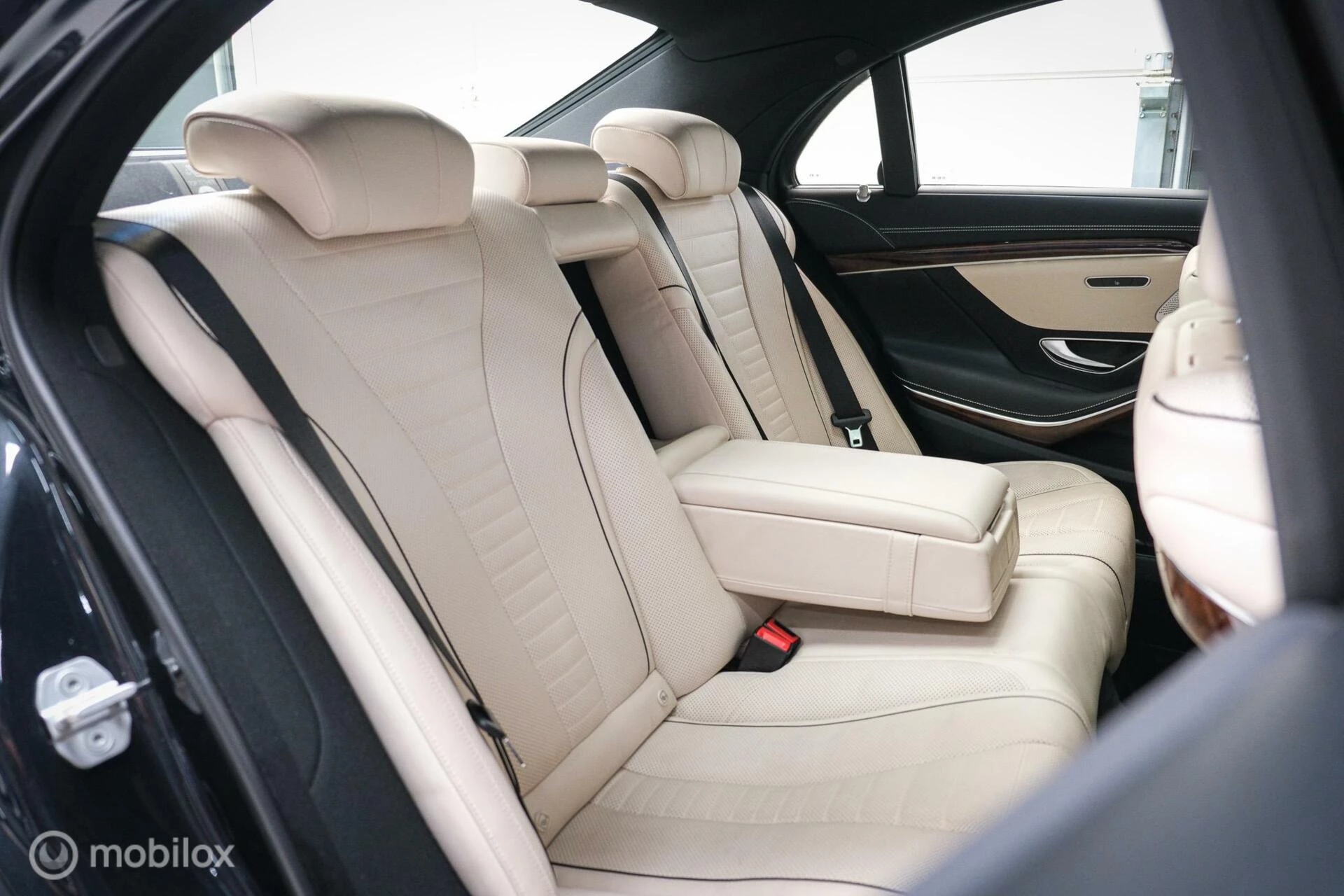 Hoofdafbeelding Mercedes-Benz S-Klasse