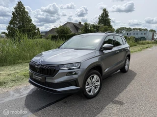 Skoda Karoq 1.5 TSI ACT Business / Pano / Trekhaak / CarPlay