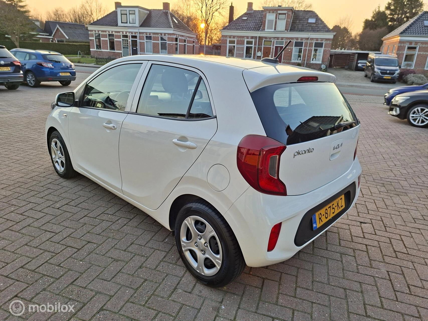 Hoofdafbeelding Kia Picanto