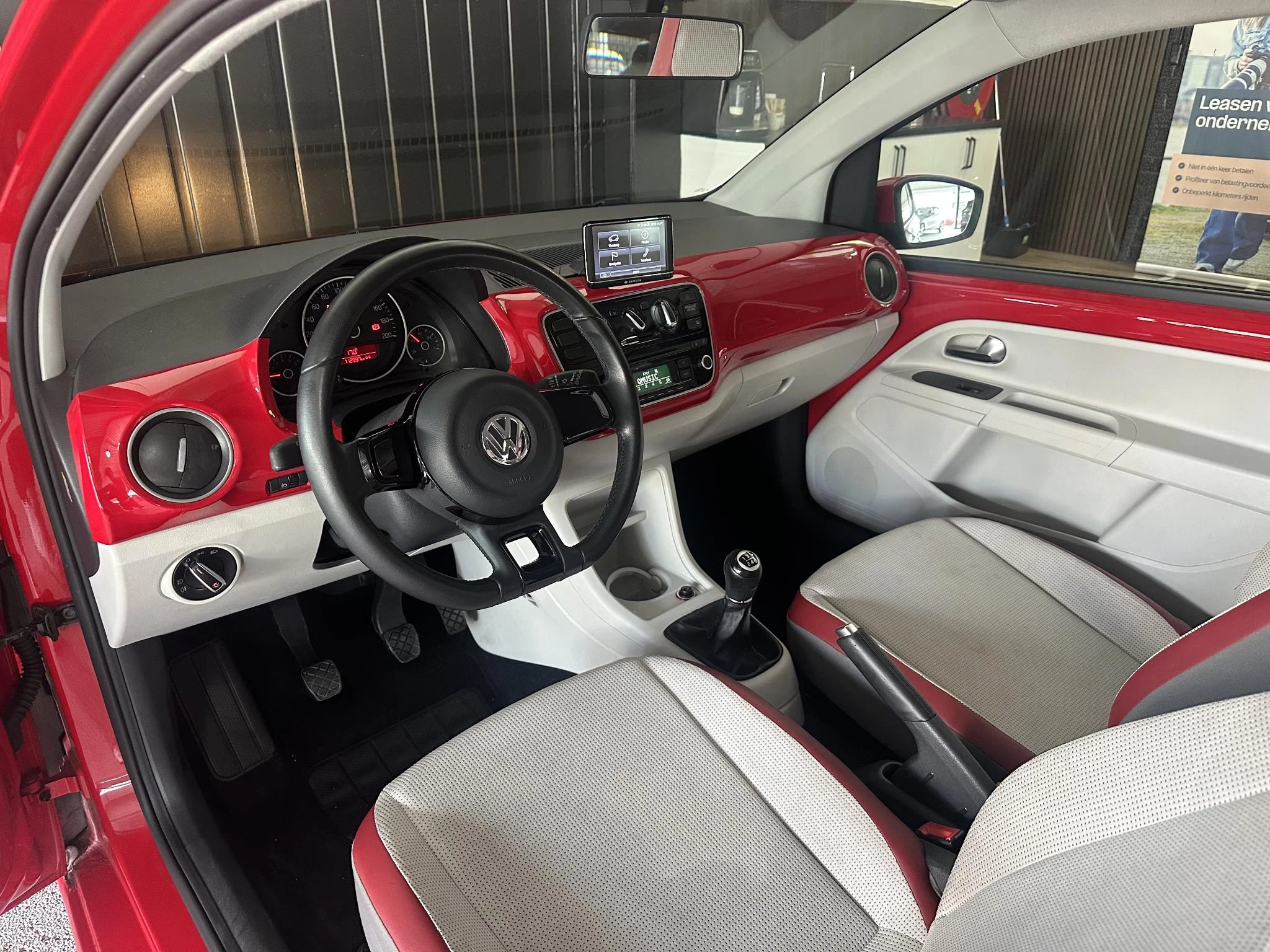Hoofdafbeelding Volkswagen up!