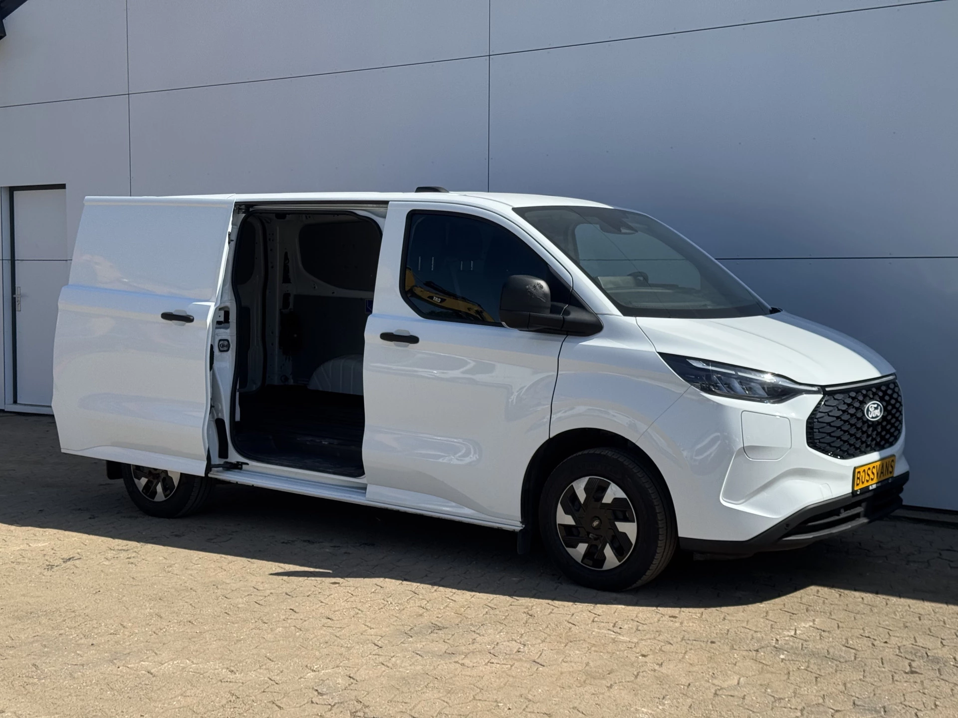Hoofdafbeelding Ford E-Transit Custom
