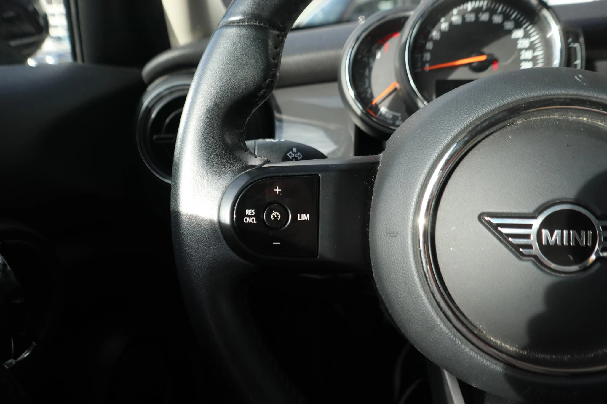 Hoofdafbeelding MINI 5-deurs