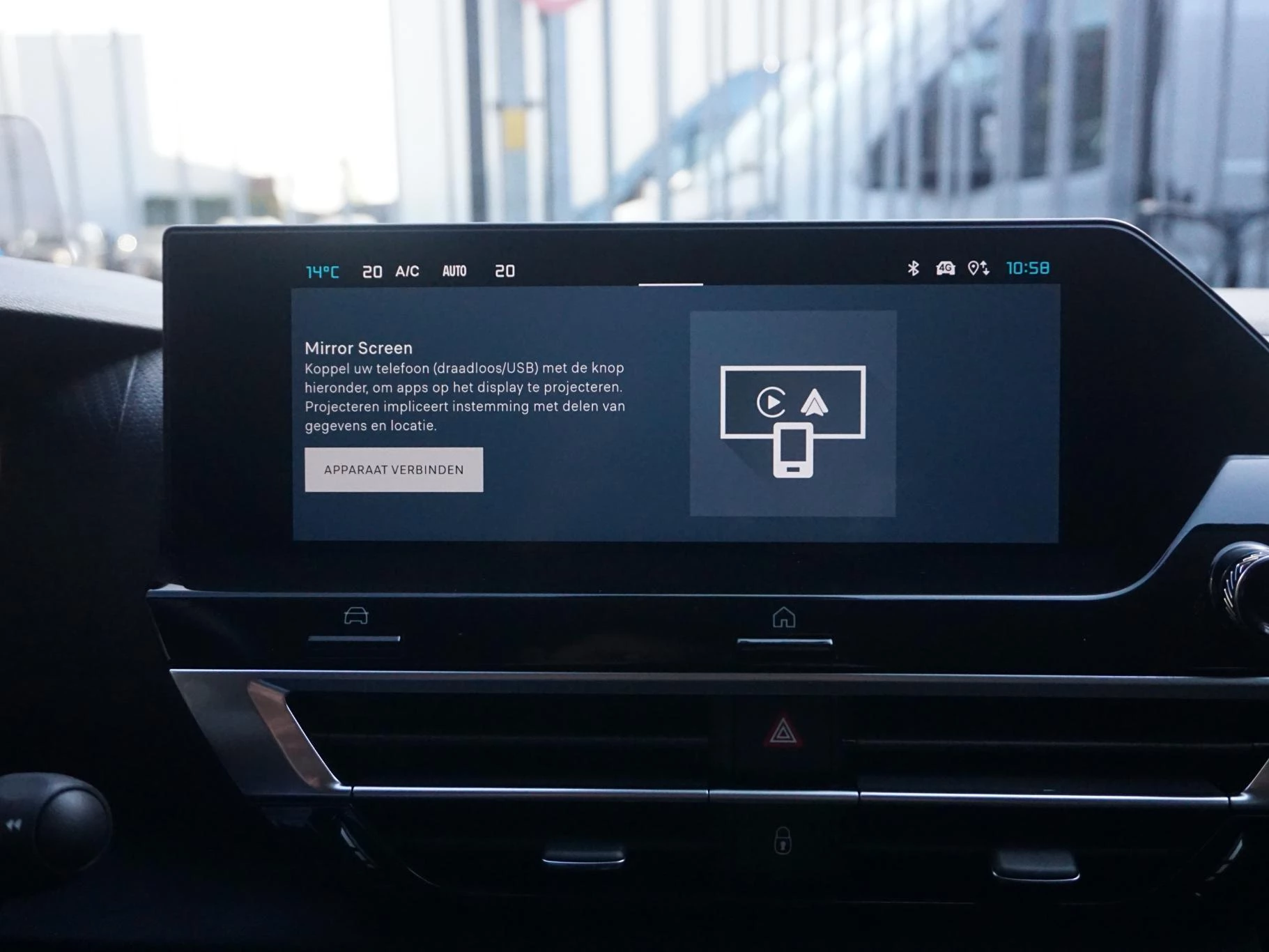 Hoofdafbeelding Citroën ë-C4