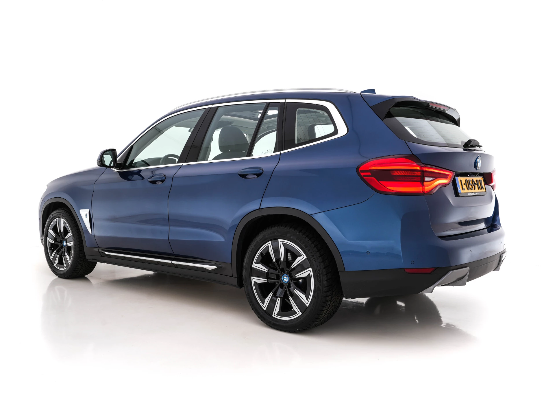 Hoofdafbeelding BMW iX3