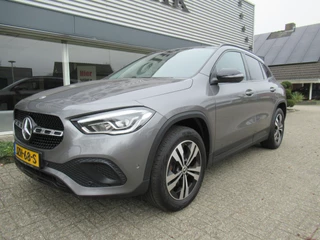 Mercedes-Benz GLA 200 Trekhaak/Panoramadak