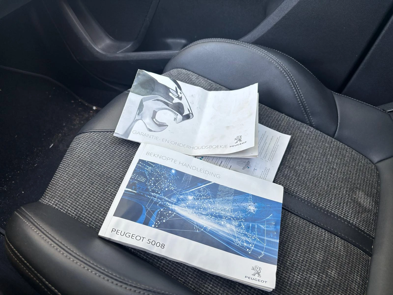 Hoofdafbeelding Peugeot 5008