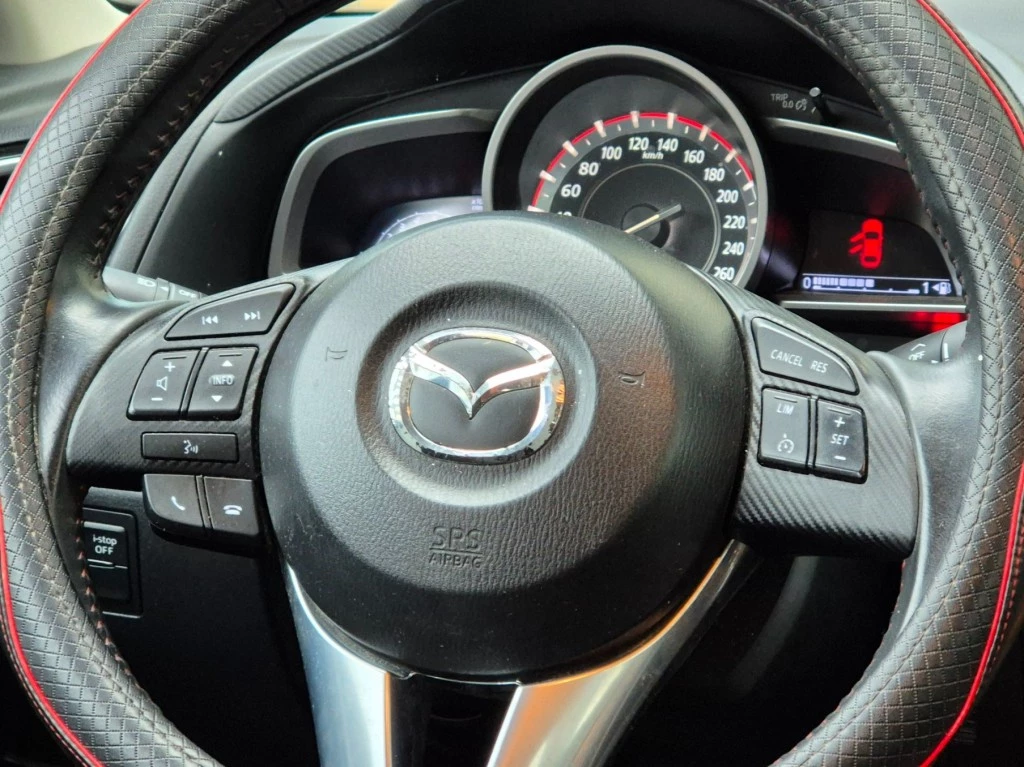 Hoofdafbeelding Mazda 3