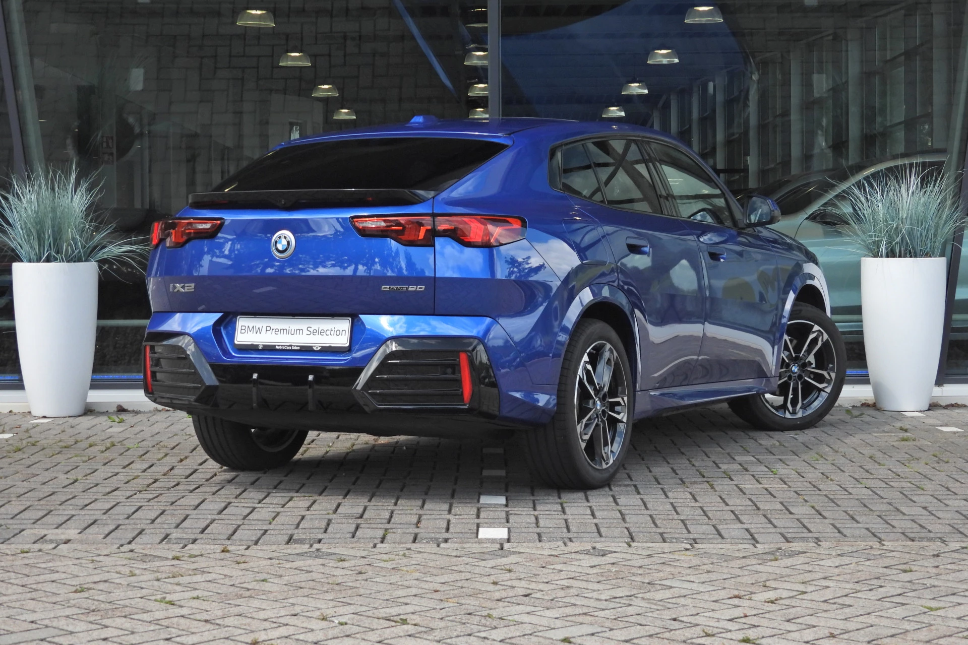 Hoofdafbeelding BMW iX2