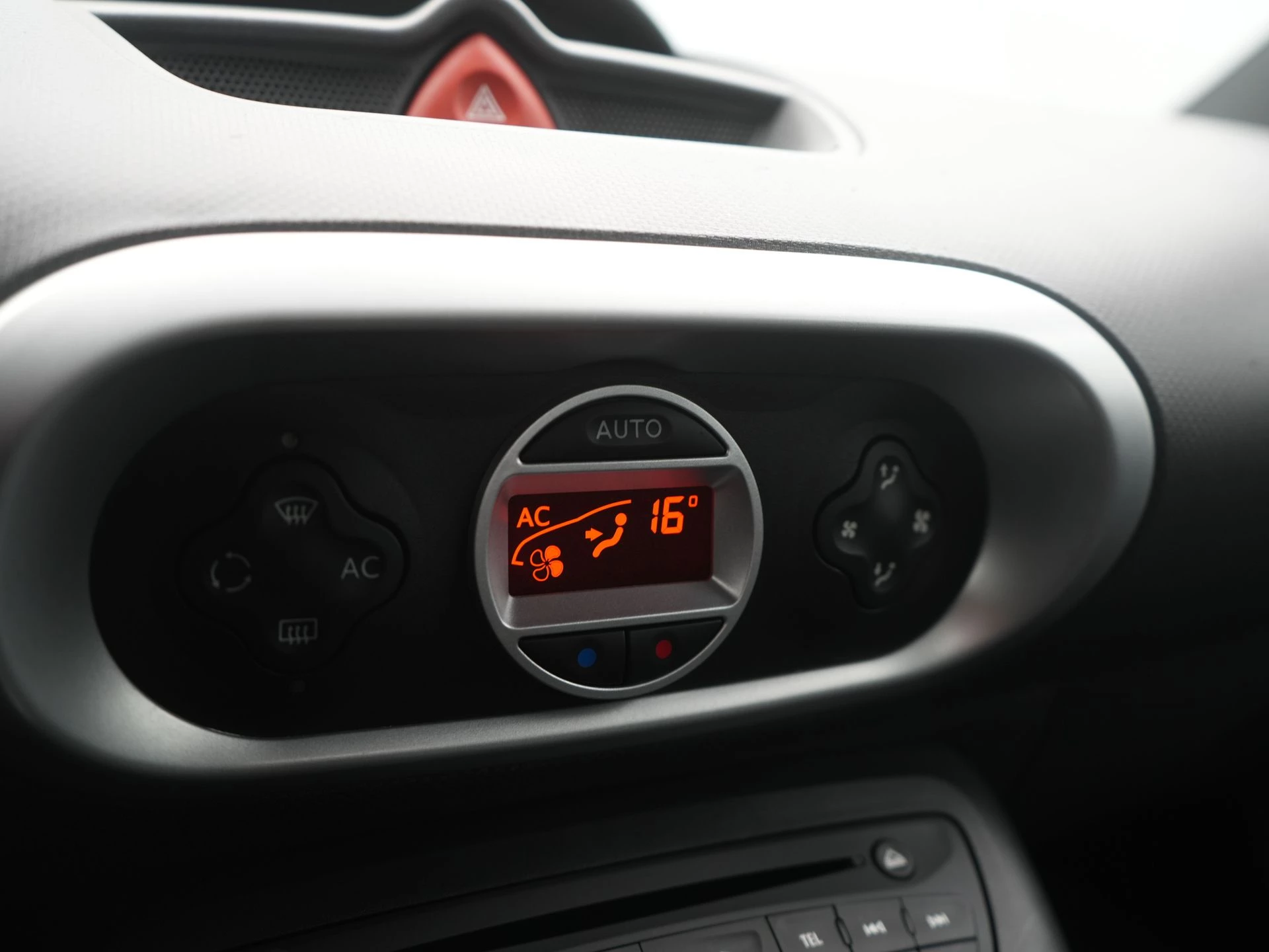 Hoofdafbeelding Renault Wind