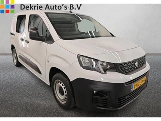 Peugeot Partner 1.2 Benzine 111PK Euro6 Premium / Airco / Navigatie / Cruise-ctr. / Schuifdeur + Raam / Radio multimedia / Apk nieuw