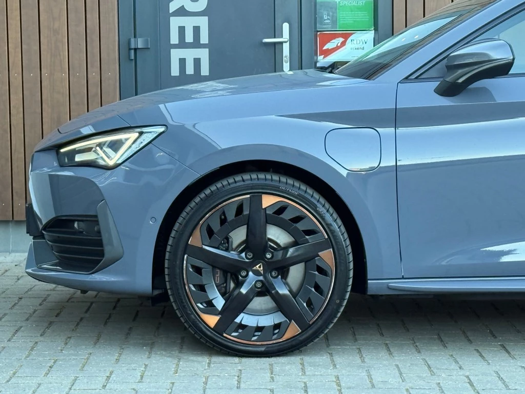 Hoofdafbeelding CUPRA Leon Sportstourer