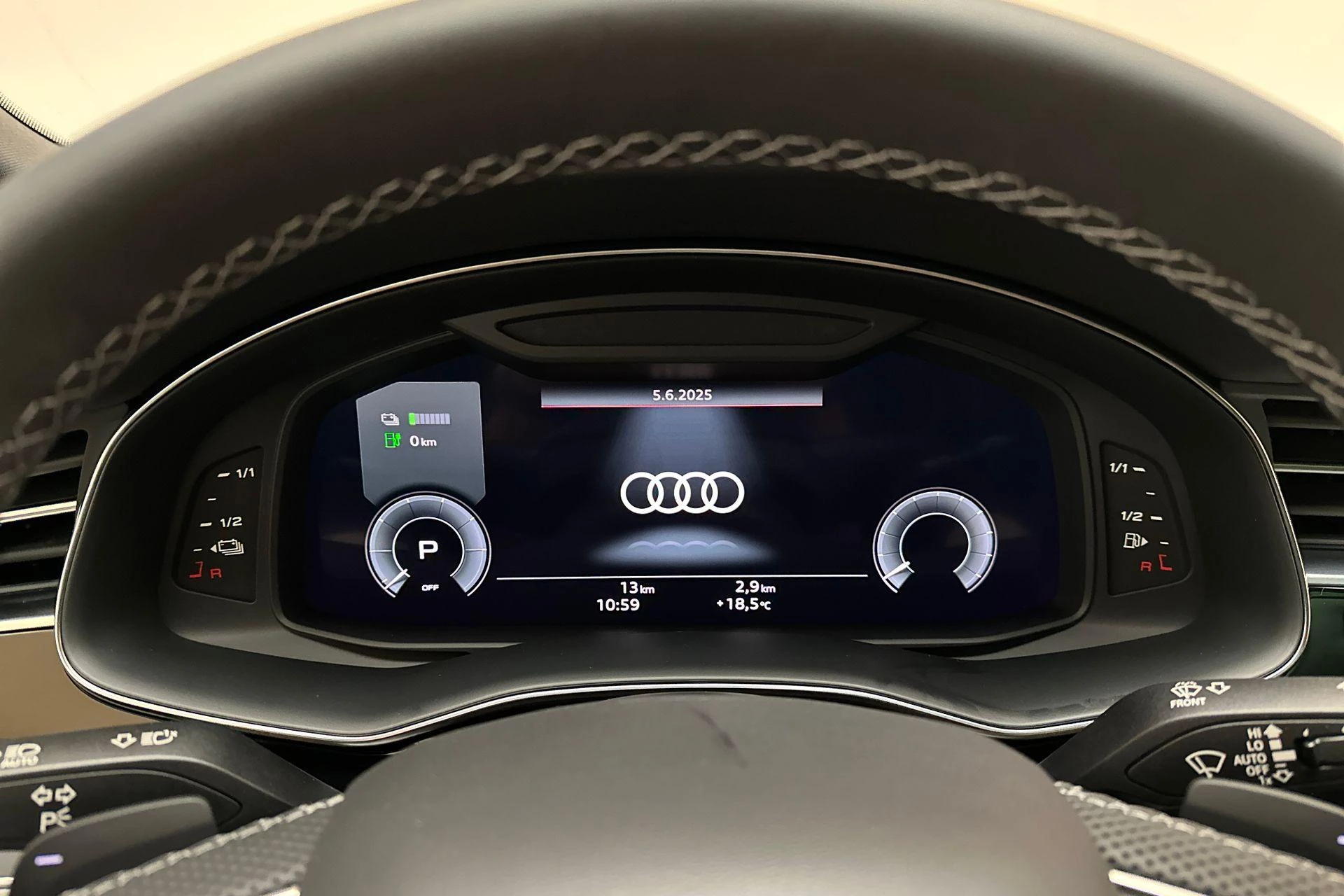 Hoofdafbeelding Audi Q8