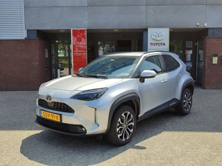 Toyota Yaris Cross 1.5 Hybrid 115 First Edition 4S-BANDEN NAVI KEYLESS 17'' LM-VELGEN APPLE/ANDROID CLIMA CAMERA AD-CRUISE NL-AUTO