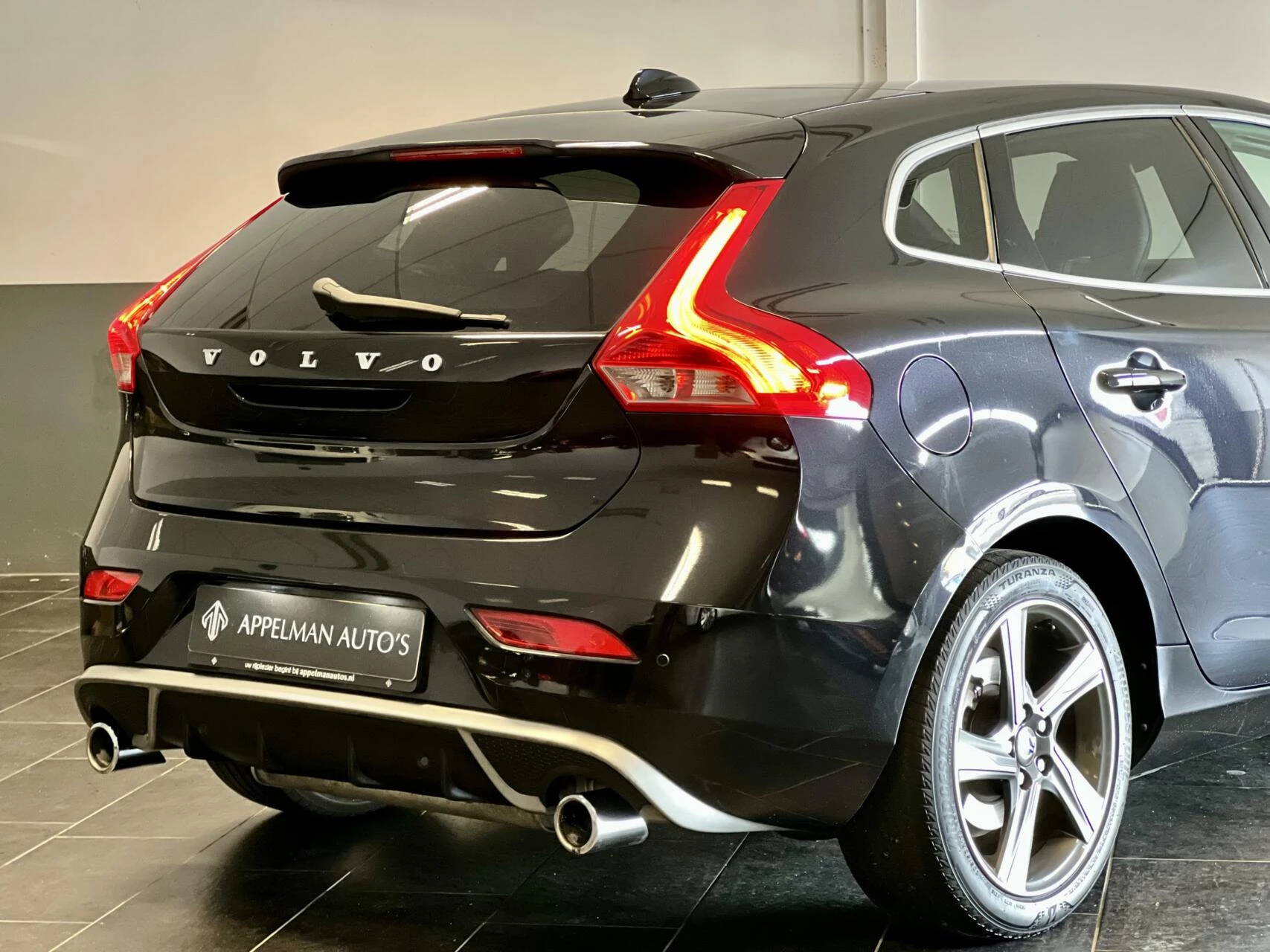 Hoofdafbeelding Volvo V40