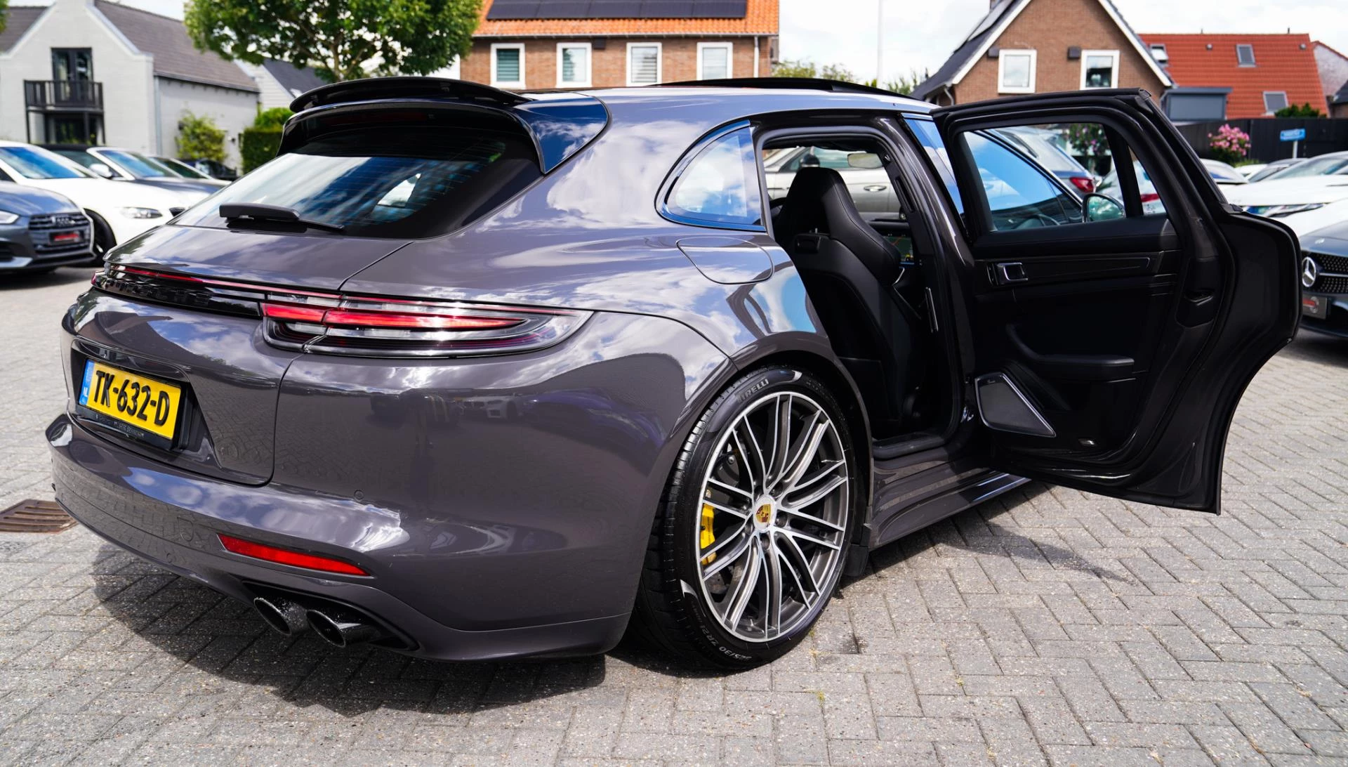 Hoofdafbeelding Porsche Panamera