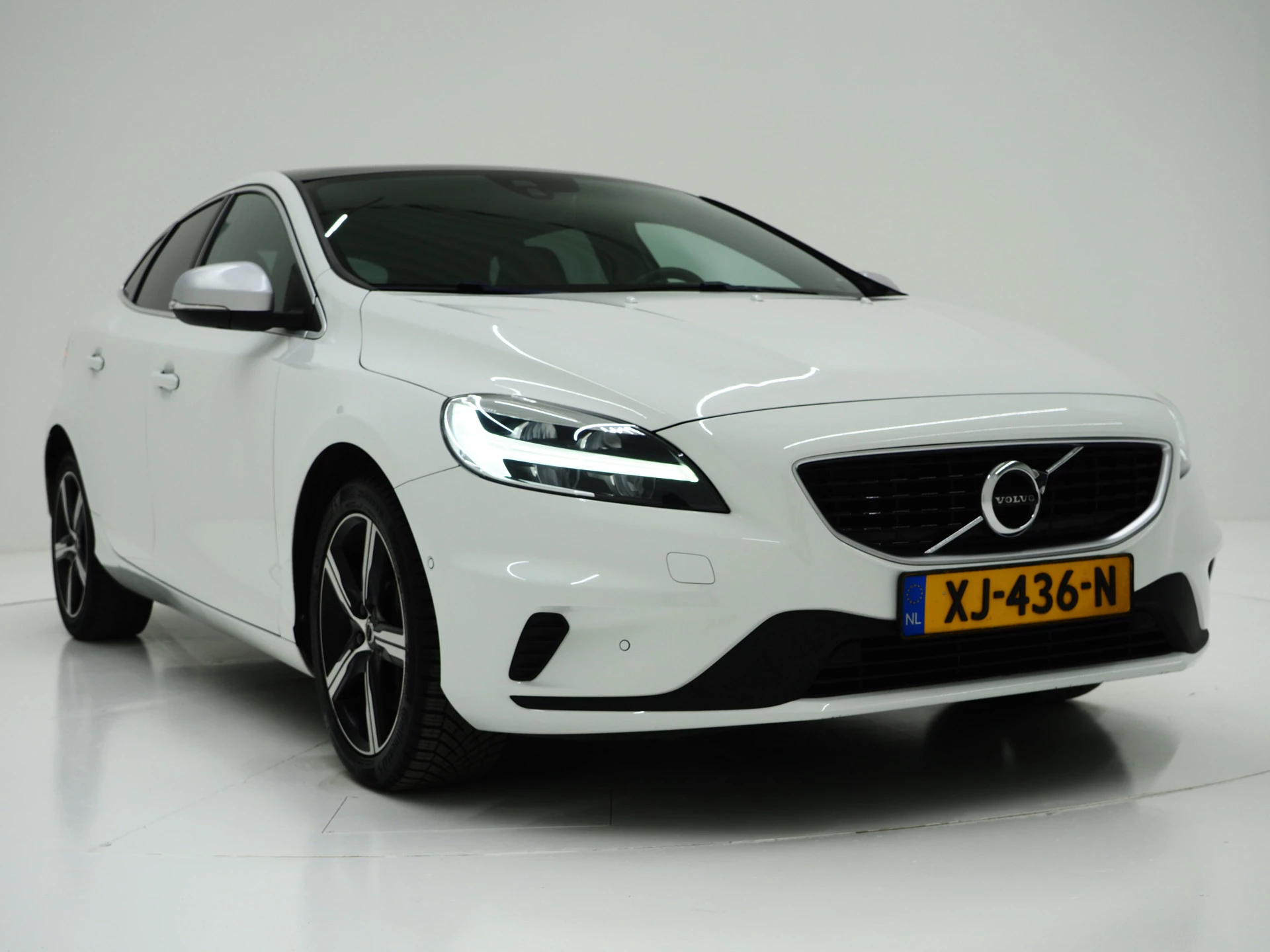 Hoofdafbeelding Volvo V40