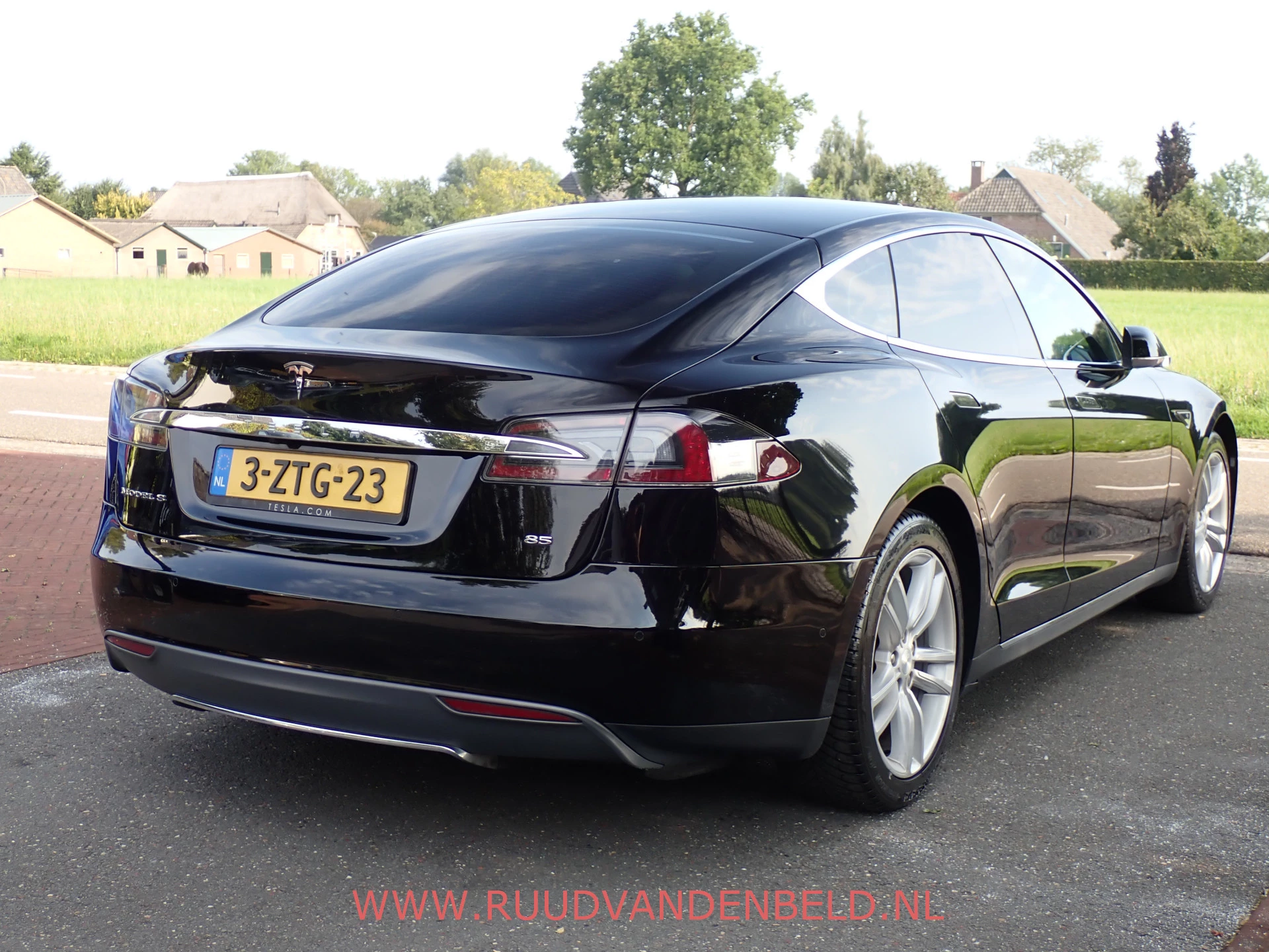 Hoofdafbeelding Tesla Model S