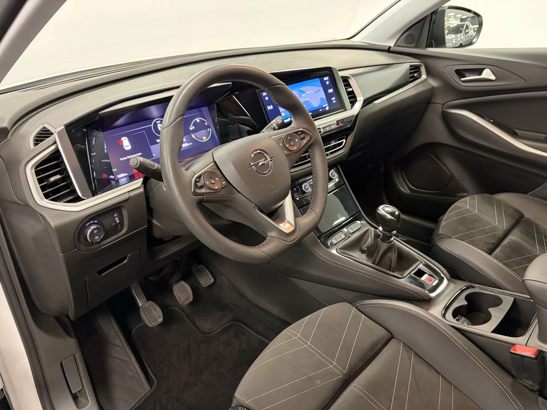 Hoofdafbeelding Opel Grandland
