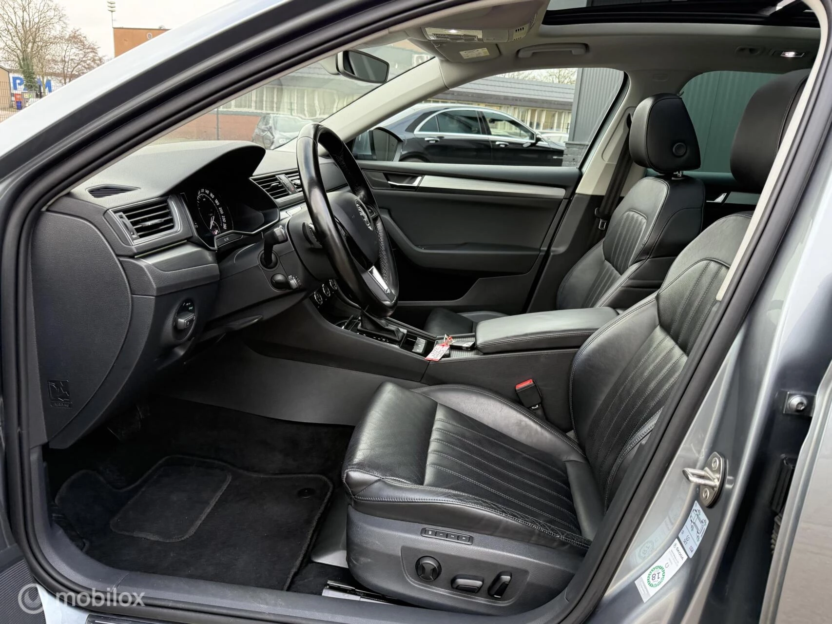 Hoofdafbeelding Škoda Superb