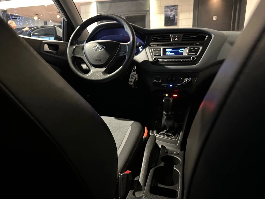 Hoofdafbeelding Hyundai i20
