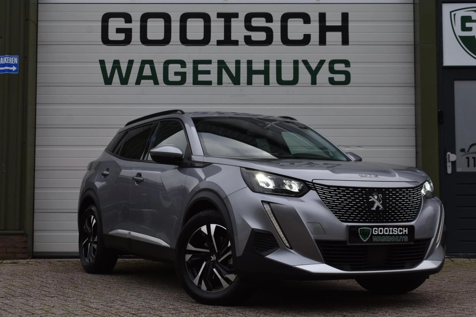 Hoofdafbeelding Peugeot e-2008