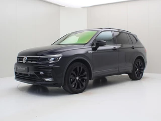 Volkswagen Tiguan Allspace Volkswagen Tiguan Allspace 1.5 TSI ACT 150PK DSG7 7P R-Line [PANO+TREKHAAK+ACC+R-LINE+VIENNA LEER+20”]