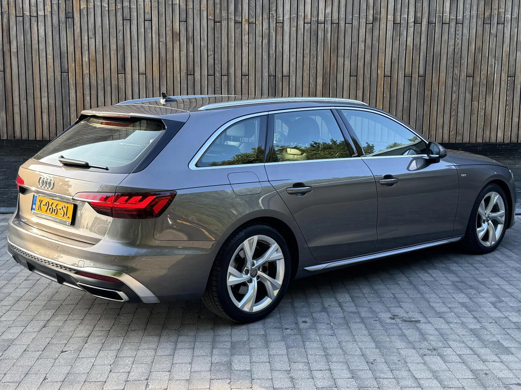 Hoofdafbeelding Audi A4