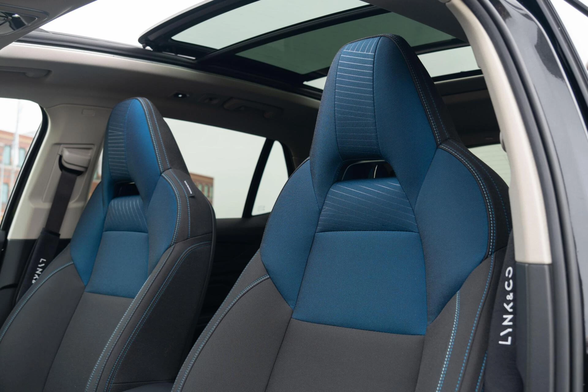 Hoofdafbeelding Lynk & Co 01