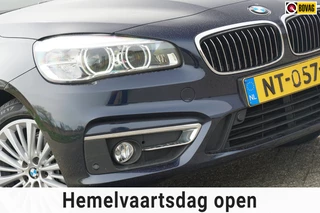 BMW 2-serie Active Tourer 218i High Executive AUT | / | Schuif-/Kanteldak/Leder/Stoelverwarming/NAV/Cruise - Keurig!