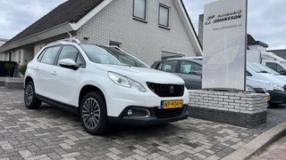 Peugeot 2008 1.2 Pure Tech Blue lion