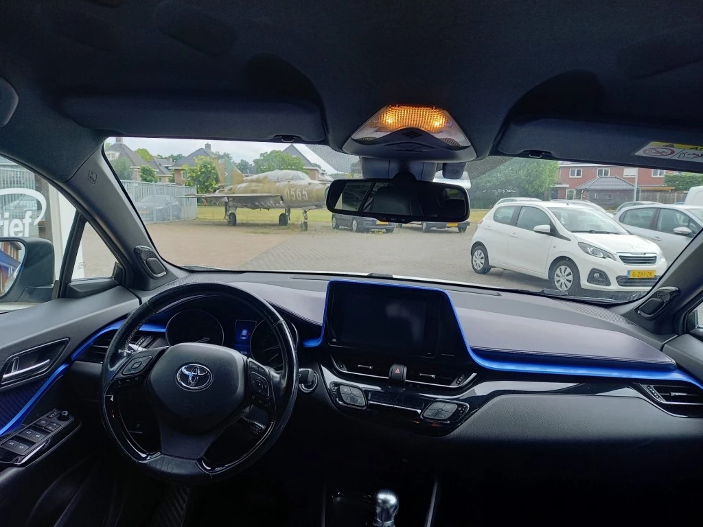 Hoofdafbeelding Toyota C-HR
