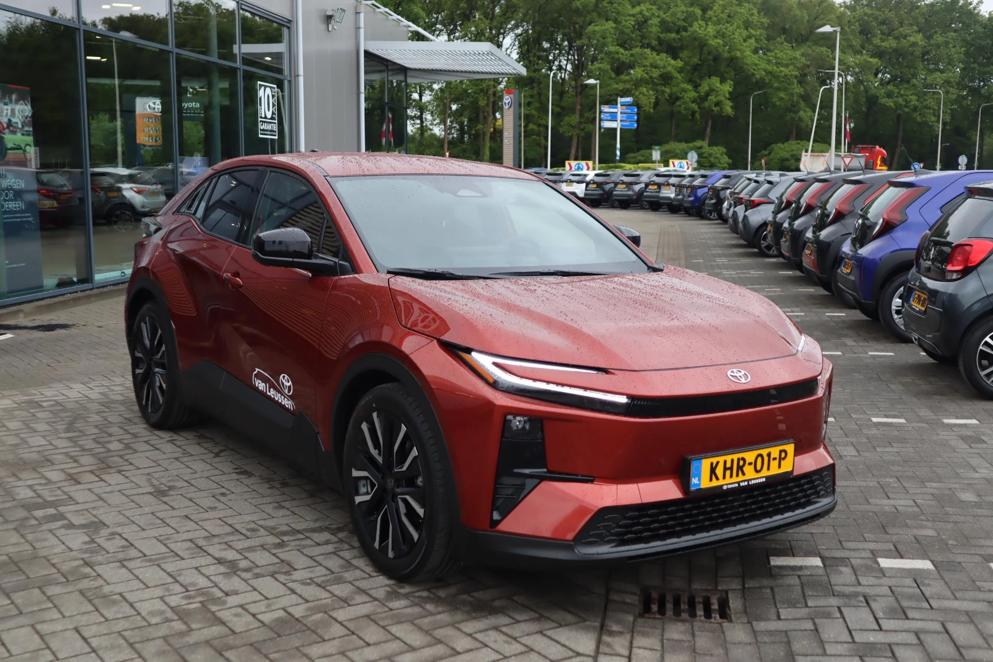 Hoofdafbeelding Toyota C-HR+