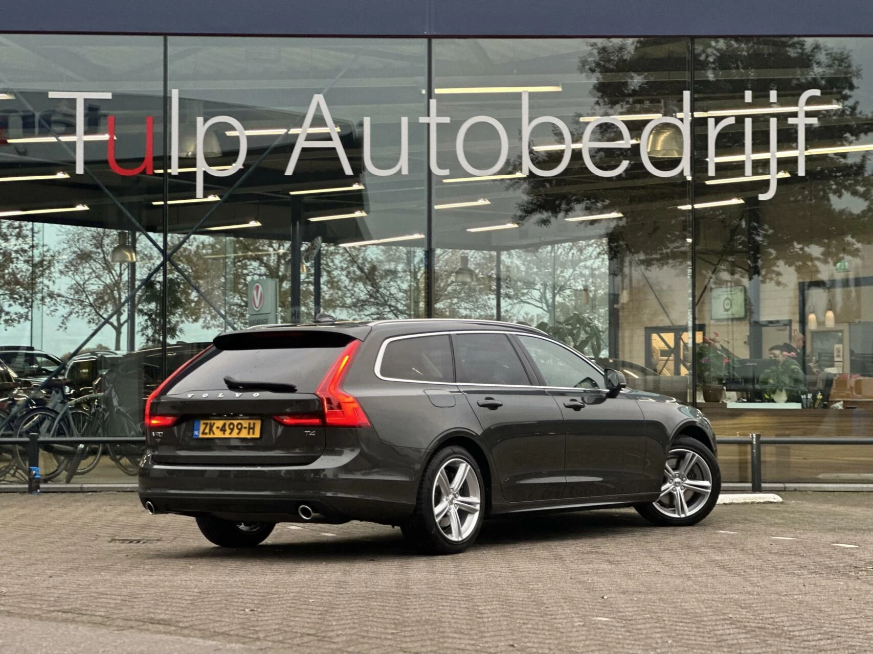 Hoofdafbeelding Volvo V90