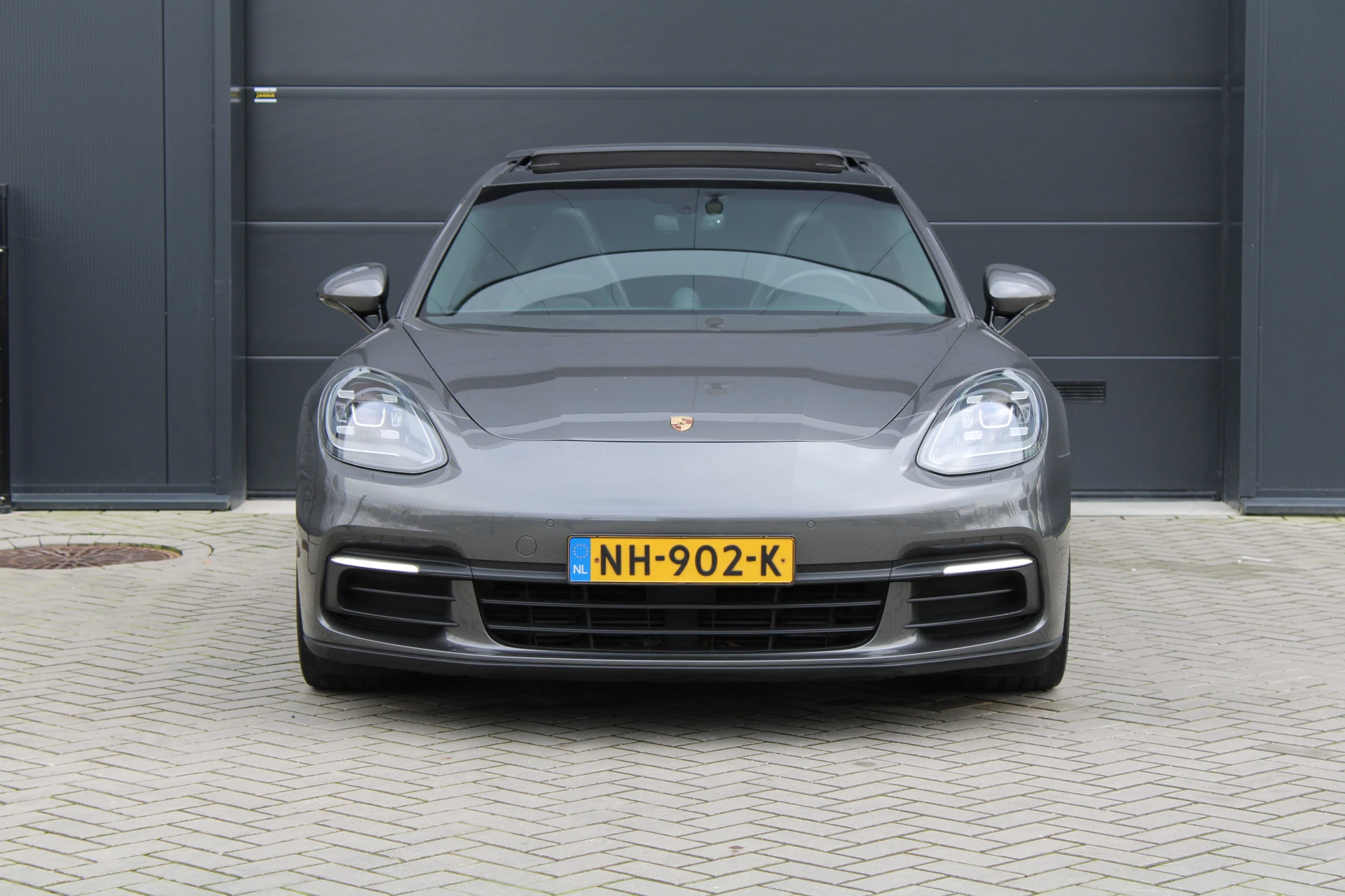 Hoofdafbeelding Porsche Panamera